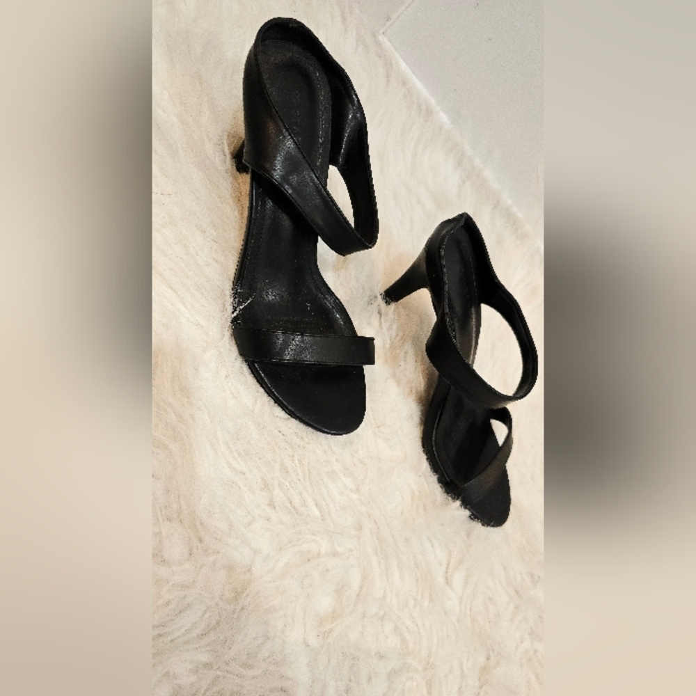 🔥US Size 6 .5 FLASH SALE! Lot of 5 Assorted Women's Shoes – Comfort & Style! - Picture 6 of 16